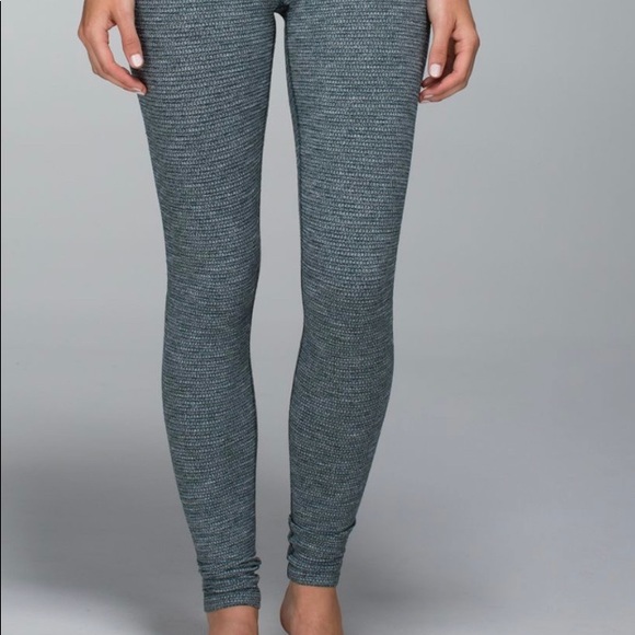 Lululemon Wunder Under Pant (Roll Down) - Picture 2 of 6